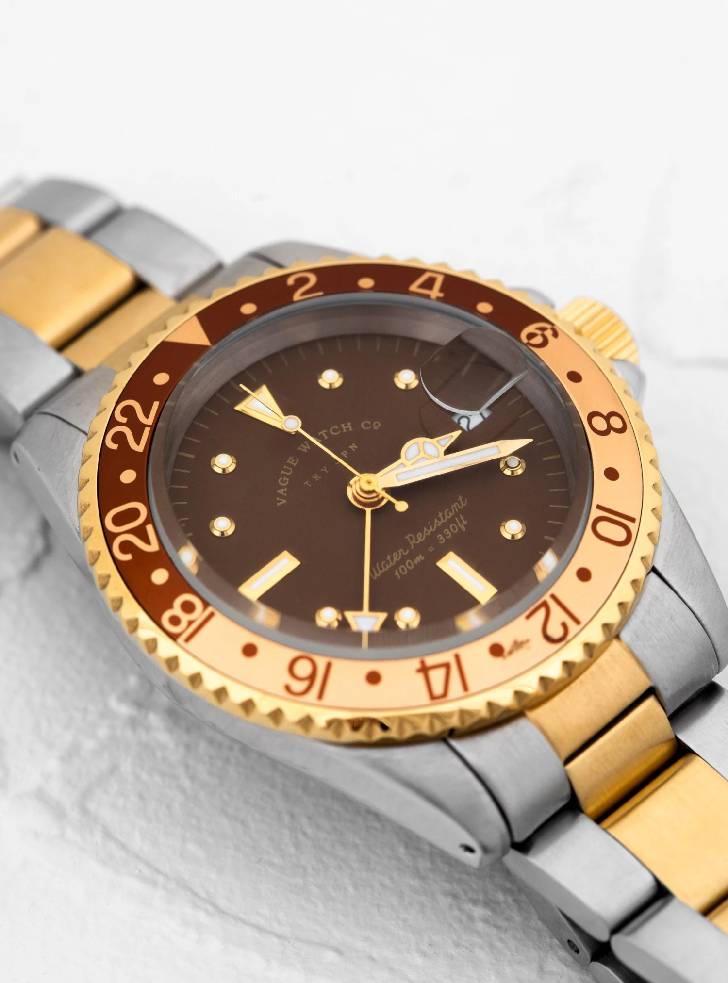 BRWN GMT 40 Diver Watch Brown, Gold & Silver 3 BRWN GMT 40 Diver Watch Brown, Gold & Silver - Image 3