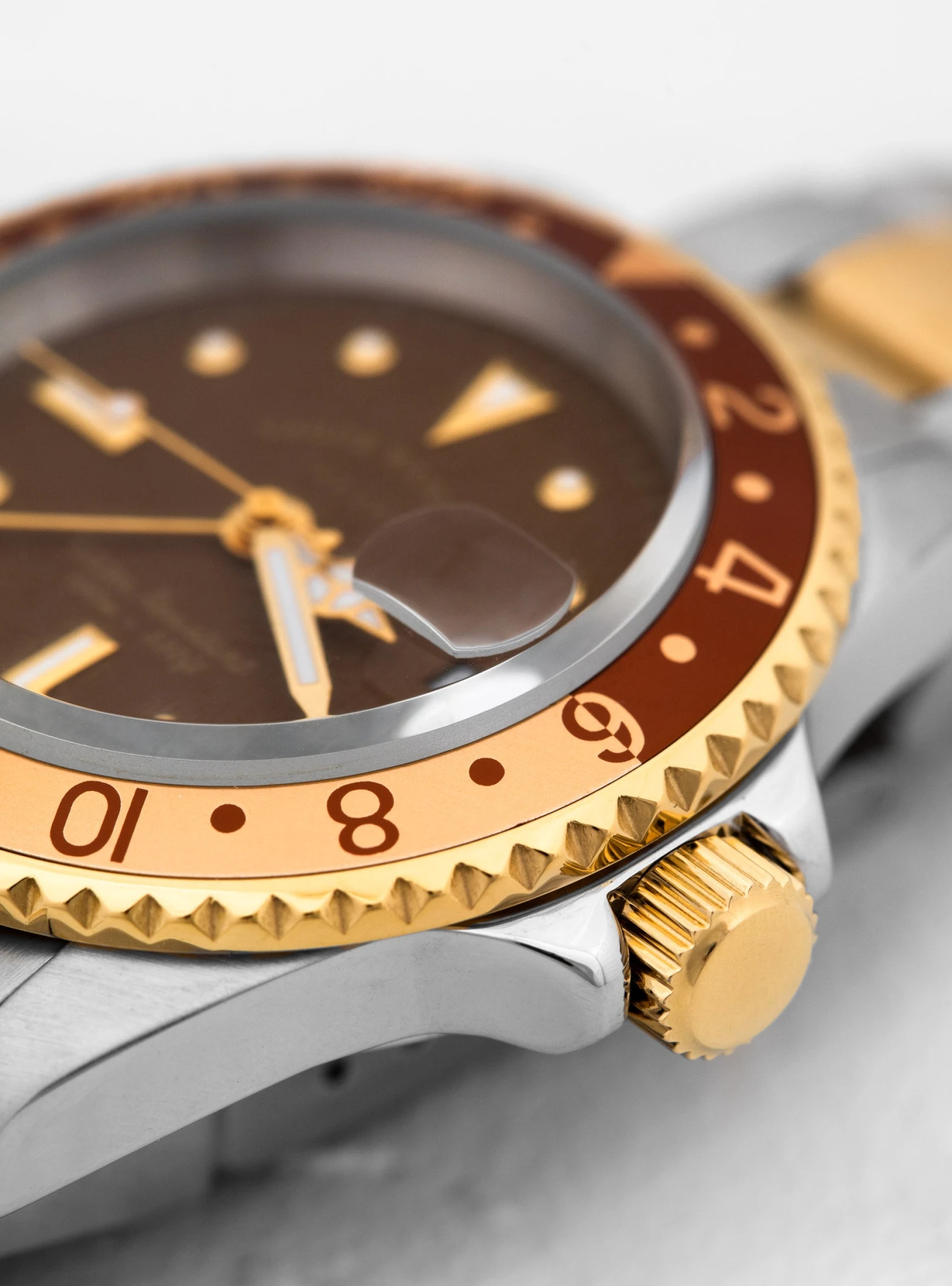 BRWN GMT 40 Diver Watch Brown, Gold & Silver 2 BRWN GMT 40 Diver Watch Brown, Gold & Silver - Image 2