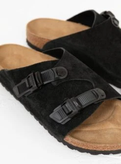 Birkenstock Zurich Tech Sandals Black -Deals Curated Attire Store 30243408106307Zurich Tech MuleZurich Tech BlackBlack1BLK62.5149FootwearLong Sleeve TeesSS24 4