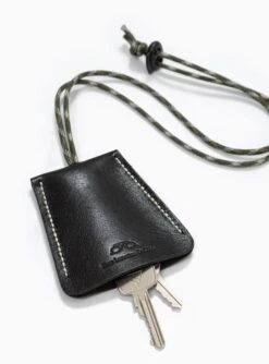 Leather Neck Pouch Green 10 Leather Neck Pouch Green -Deals Curated Attire Store 3J9A7920 4156ae63 64dd 4a35 9a3c 0ca1a2876914